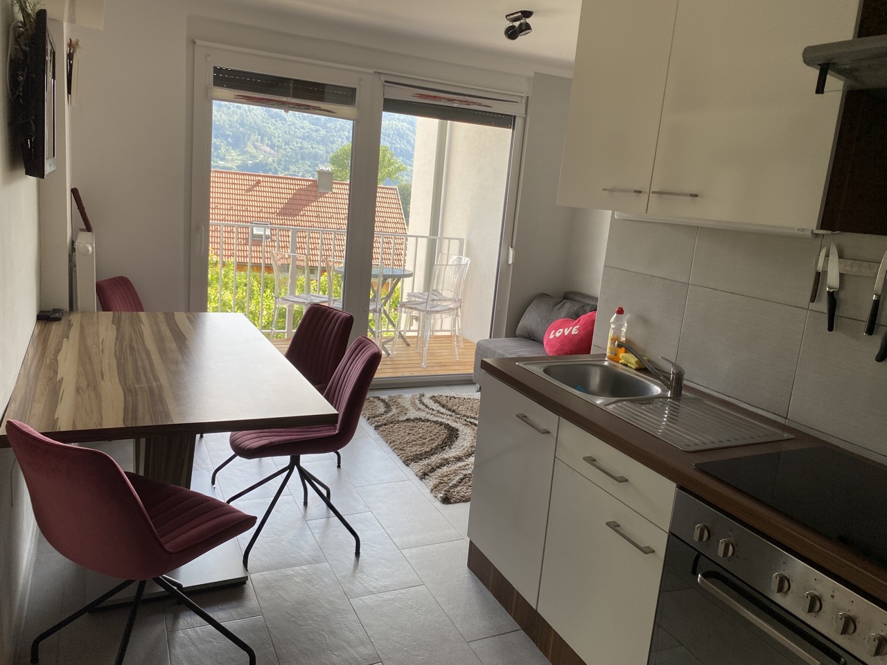 Apartment 4 - Kitchen